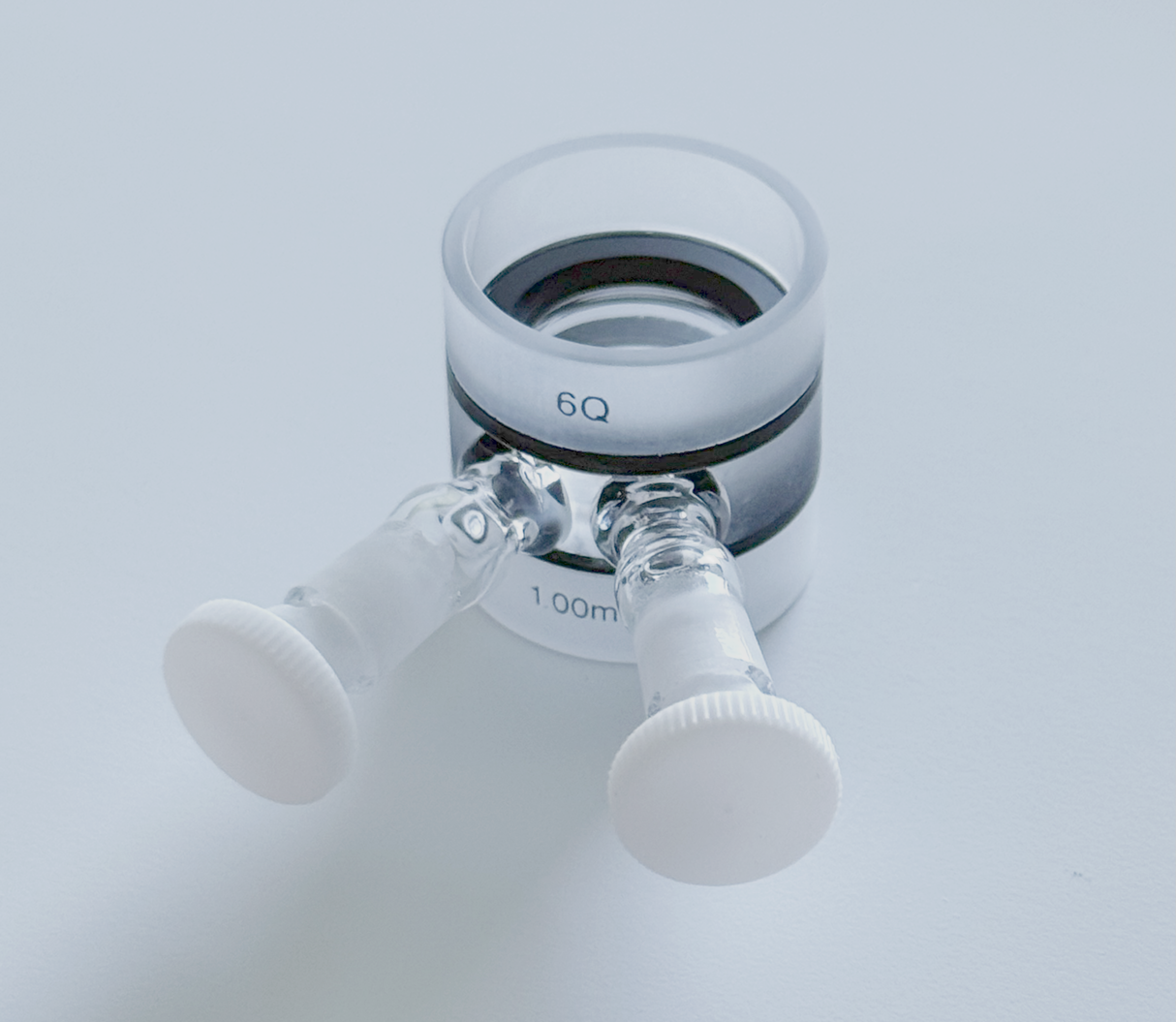 Cylindrical CD quartz cell with PTFE stoppers, 1 (L) x 13 (ID) mm